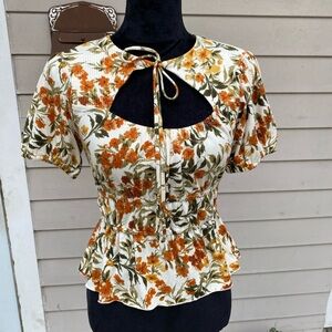 Floral Print Keyhole Top S